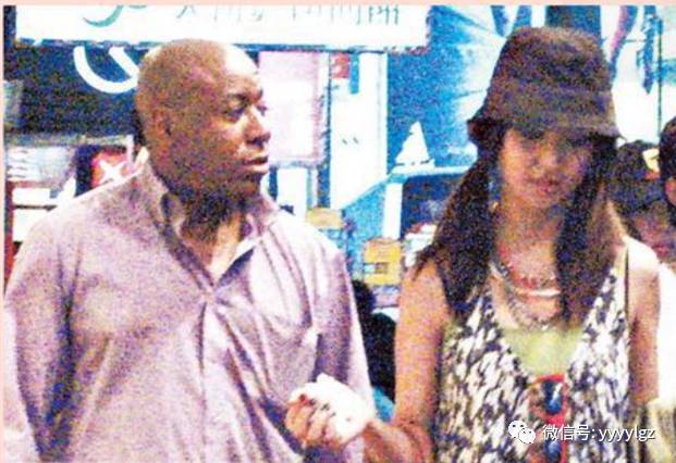 秘交三年富二代男友正式浮出水面，薛凯琪情归教育大鳄独子