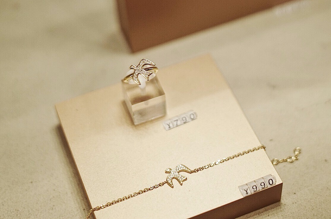 直男们有救了！这13家从未杭州亮相的新店，总有一款圣诞礼物，适合你的女神……