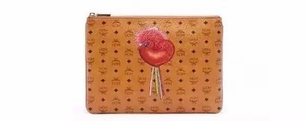 闪瞎眼+尴尬症？！2017年拜托大牌们放过这只*吧鸡**！