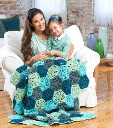 钩针拼花四叶草祖母方格毯,初学钩针100款盖毯教程