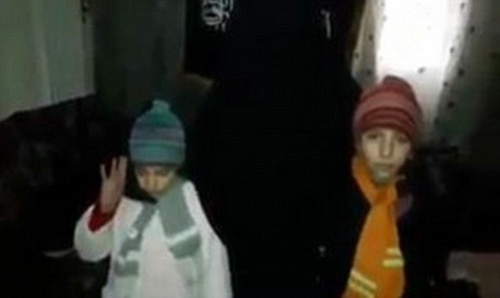 丧心病狂！恐怖分子吻别7岁女儿送其当“人肉*弹炸**”