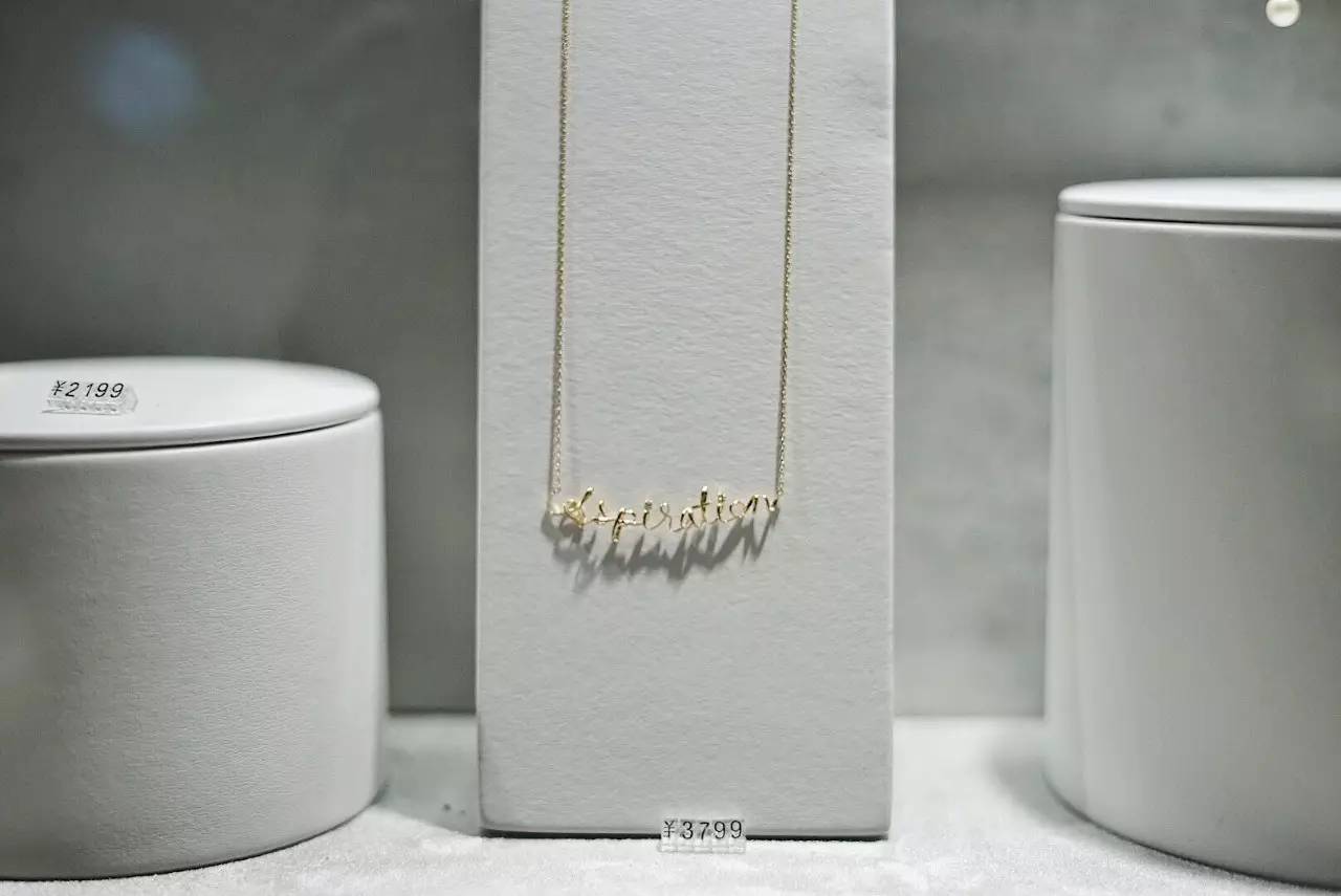 直男们有救了！这13家从未杭州亮相的新店，总有一款圣诞礼物，适合你的女神……