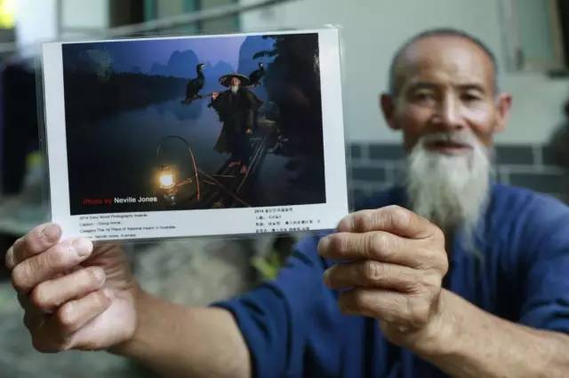 漓江老渔翁老照片,桂林山水渔翁与鸬鹚夜景高清图片