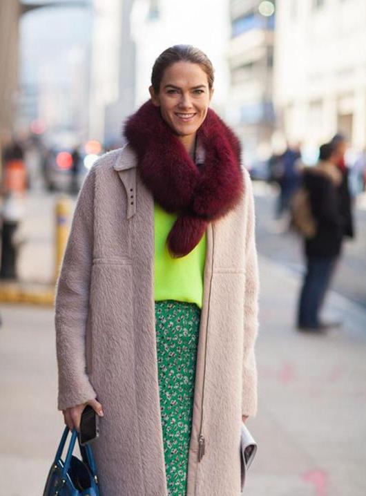 异域风情服饰不够围巾来凑,小众不撞围巾搭配