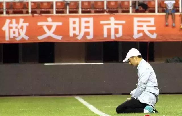 韩国人道歉为什么下跪,韩国人为什么那么容易下跪