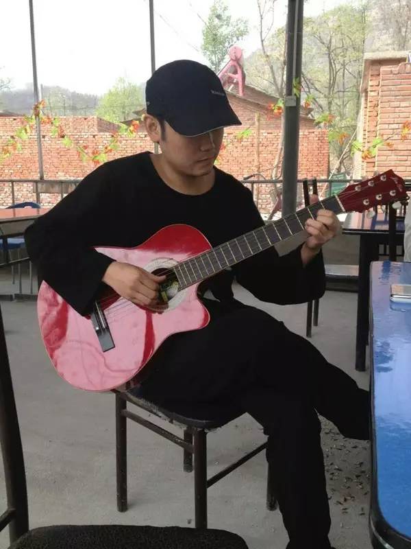 板凳观察——宗旭亮的音乐足球