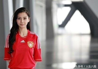 唐嫣黑色西装和娜扎,杨幂和唐嫣穿搭