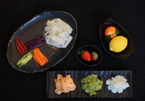 四十岁女人开凉皮店,阜新凉皮店