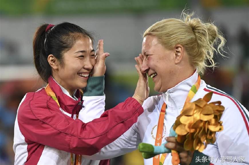 2016年，感动人的是体育，留下的依然是那些动人故事情感