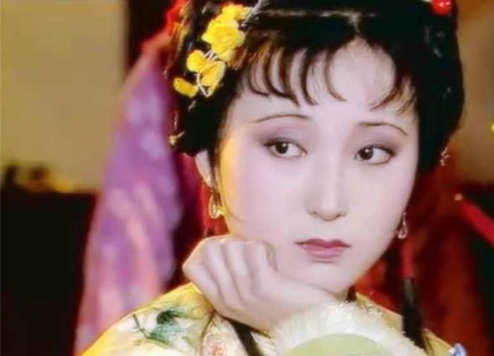 黛玉花谢花飞花满天,花谢花飞花满天黛玉