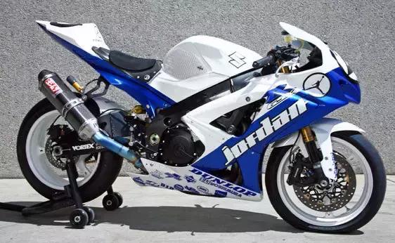 undefeated联名aj4复刻,近日aj4复刻