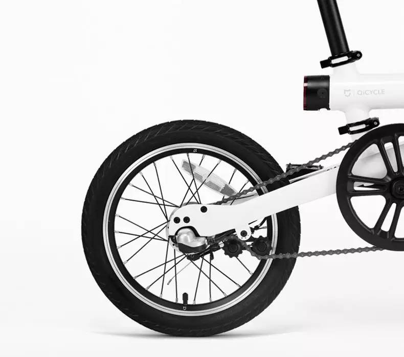 买了个巨难骑的小米自行车，一天内被搭讪的次数超过了几年的总和