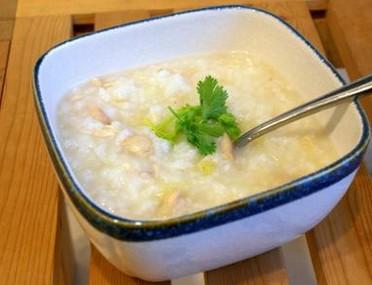 女性糖尿病有什么症状和表现,尿毒症早期症状女性糖尿病