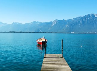 记忆里的那一抹蓝作文,记忆中的那一抹蓝色