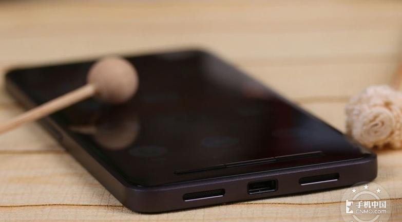 锤子t2手机和魅蓝metal哪个好,锤子t2现在还值得买吗