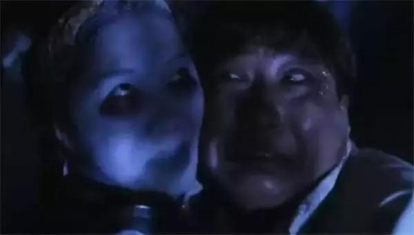 鬼咬鬼僵尸吸的什么,鬼咬鬼抽烟的僵尸