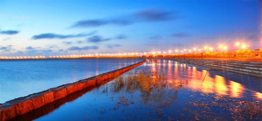 浦东南汇滴水湖游玩,上海滴水湖海边游玩