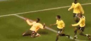 足球特效大片视频,足球进球gif特效图片