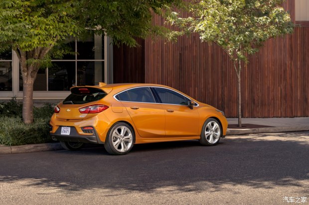 科鲁兹两厢版值得买吗,科鲁兹两厢版实拍