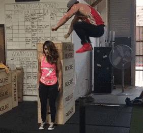 健身必练股四头肌,健身练腿的王牌动作