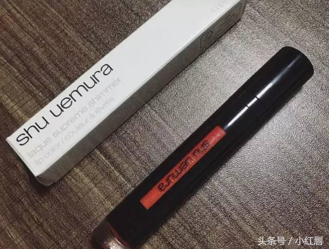今年第一支口红ysl,迪奥口红999滋润颜色和普通正红色