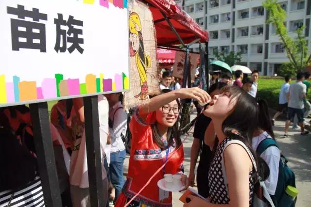 你的名字汉语版电影,你的名字原唱小学生