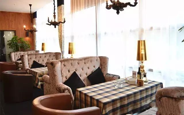 长沙很多明星去的店,长沙最出名的店很多明星吃过