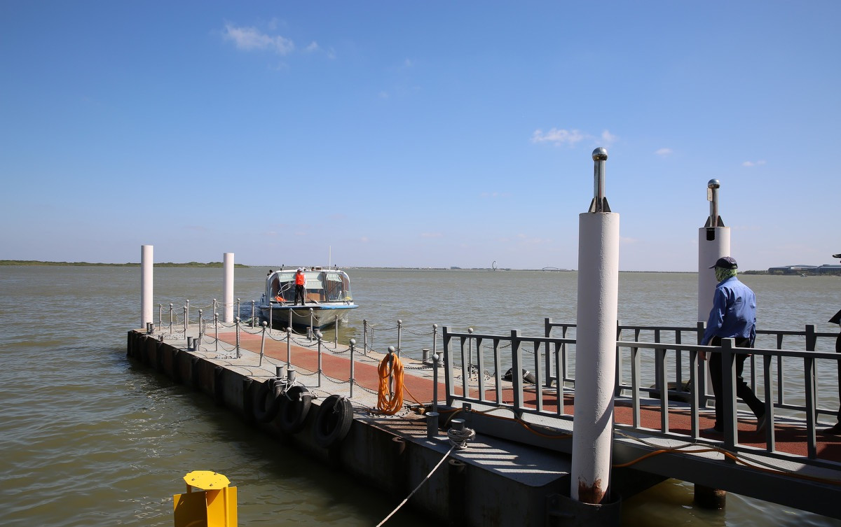 浦东南汇滴水湖游玩,上海滴水湖海边游玩