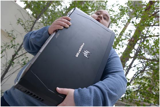 全球首台曲面游戏本——宏碁Predator21X评测