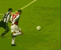 足球集锦搞笑特辑足坛欢乐瞬间,难得一见的足球搞笑瞬间