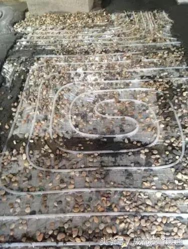 据说这样施工的地暖送人都没人要！
