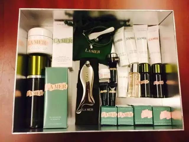 时髦办｜直男现在都懂小猪皮CPU和TFboys口红啦（普天同庆）