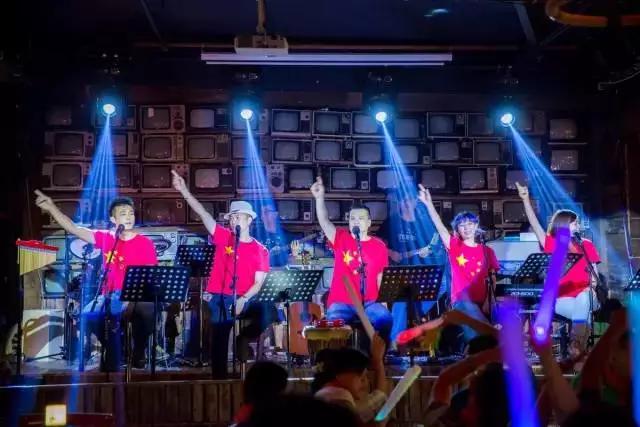 肇庆岩前村全景图,肇庆岩前村土豪村