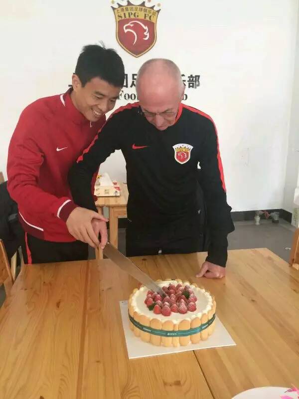 上港备战最新消息,上港2019年亚冠赛程表