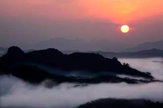 广西旅游景点以及特产,广西特点旅游纪念品推荐