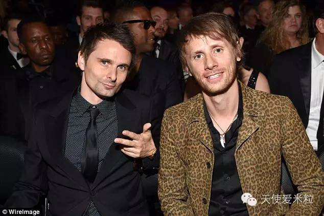 凯特哈德森墨镜遮面,凯特哈德森红毯秀