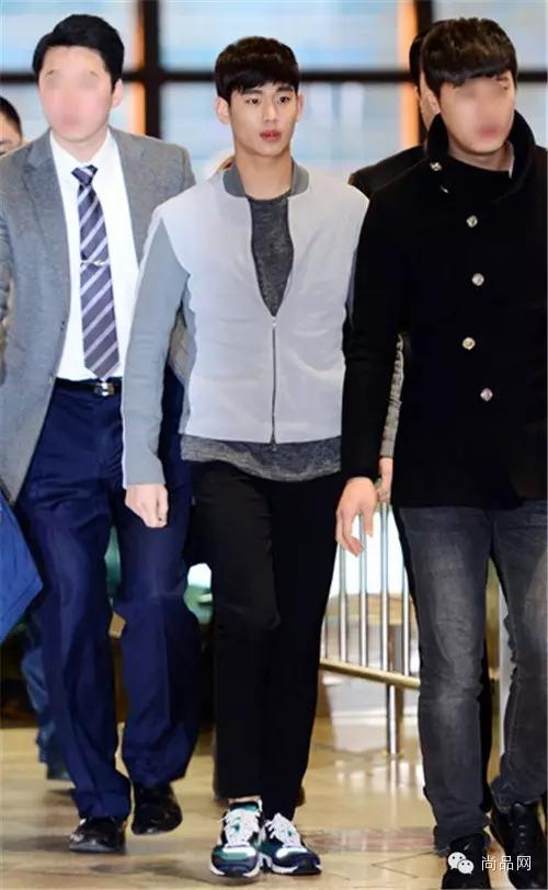 男士红色运动鞋子怎么搭配衣服,165男士增高运动鞋搭配裤子