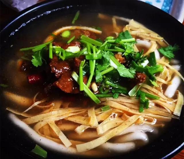 合肥最特点的美食攻略,合肥的美食一条街