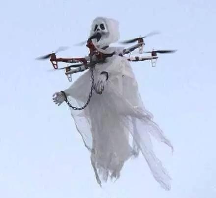 吓尿！歪国人竟用无人机拔牙，这些无人机奇葩用途你绝没见过