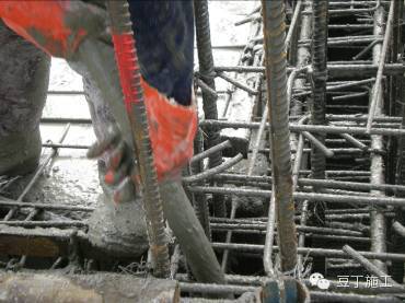 控制大体积混凝土裂缝的方法多选,大体积混凝土裂缝的控制方法口诀