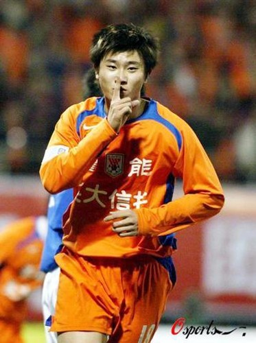 重温峥嵘岁月感悟百年沧桑,山东鲁能泰山2006夺冠现场