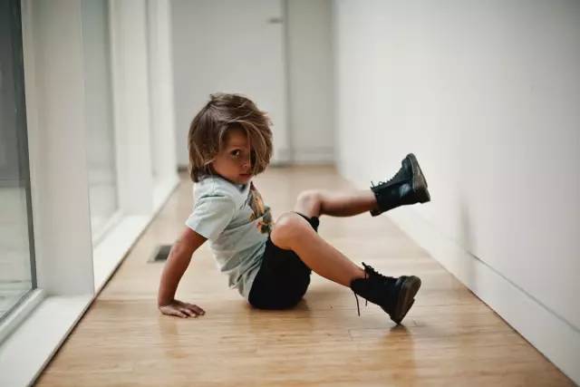 马丁靴什么牌子的好看又保暖,马丁靴推荐保暖靴