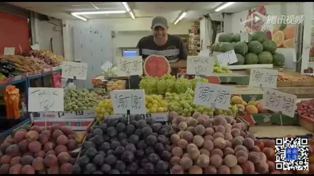 他全家性命危在旦夕，连续被50多个国家拒签，直到来中国总领馆