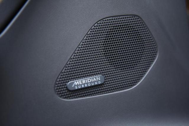 新款捷豹F-PACE测评,捷豹suv车型f-pace越野测试