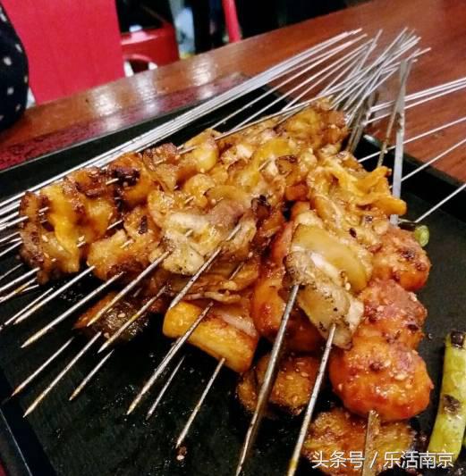 南京排队最多一家店,南京这几家隐藏餐厅有钱都吃不到