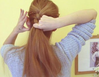 黑直长发怎么扎马尾好看,3步打造简单气质马尾扎法很简单