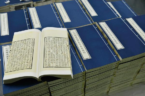 线装书制作用什么纸,线装书的制作方法有哪些