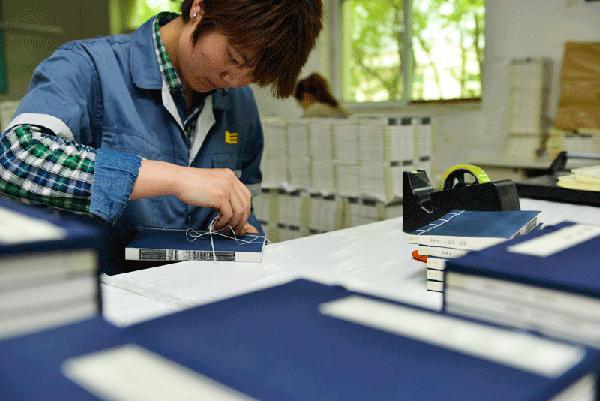 线装书制作用什么纸,线装书的制作方法有哪些