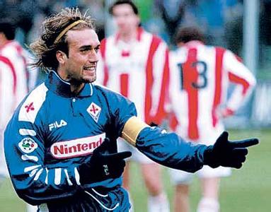 周立波持枪涉毒是怎么回事,周立波持枪涉毒案是真的吗