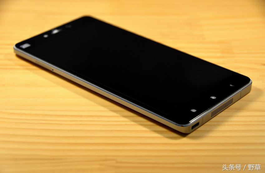 小米note背面贴膜怎么样,小米note12R后贴膜